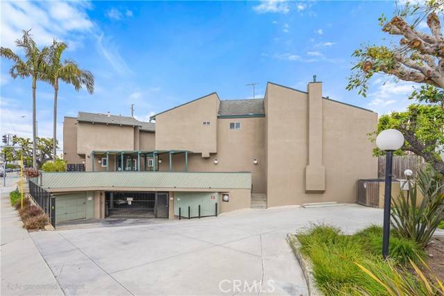 Redondo Beach, CA 90277,1112 Beryl Street #15