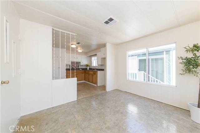 Torrance, CA 90502,21926 Vermont #23