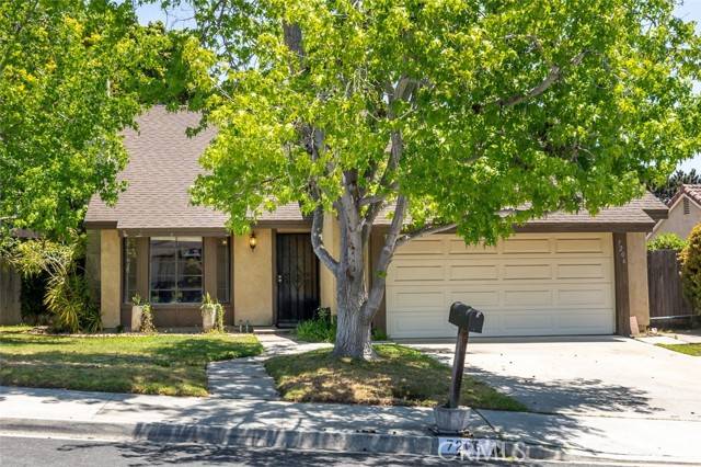 Carlsbad, CA 92011,7206 Mimosa Drive