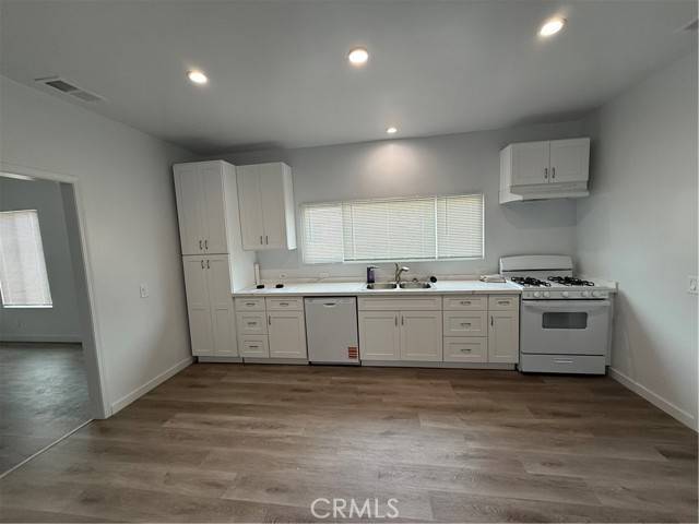 Inglewood, CA 90301,333 W Spruce Avenue