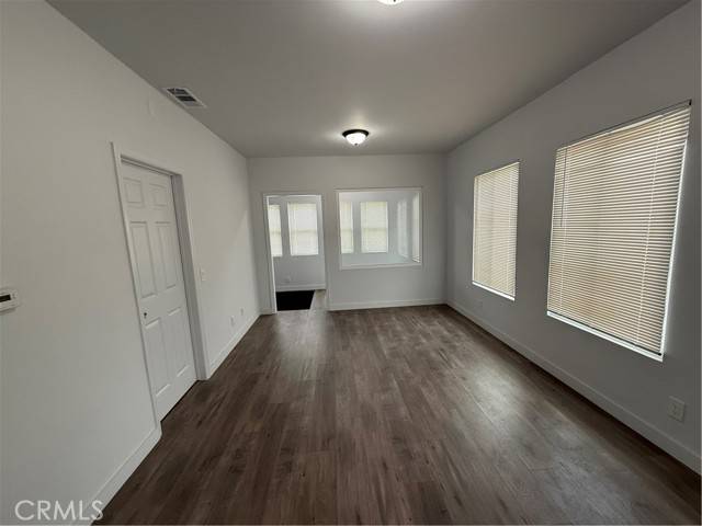 Inglewood, CA 90301,333 W Spruce Avenue