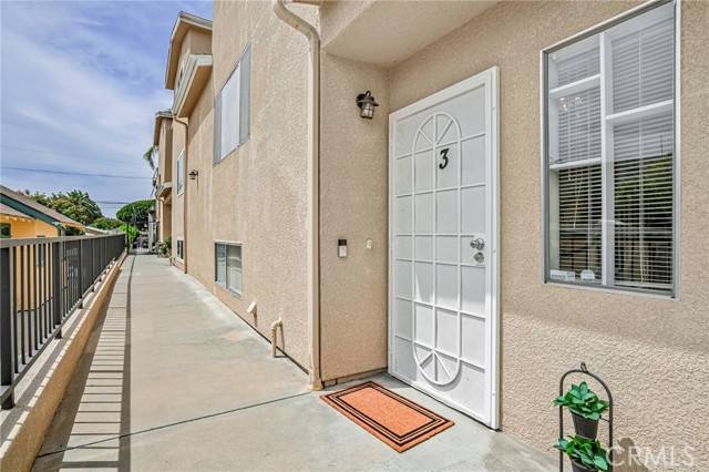 San Pedro, CA 90731,560 W 14th Street #3