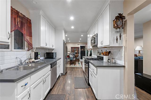 Hawthorne, CA 90250,14725 Kornblum Avenue