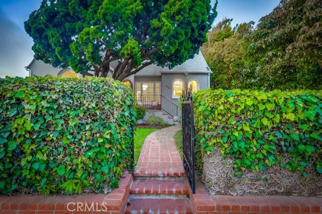 San Pedro, CA 90731,690 W Paseo Del Mar