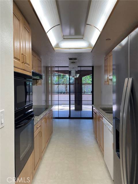 Beverly Hills, CA 90211,200 N Swall Drive #L252