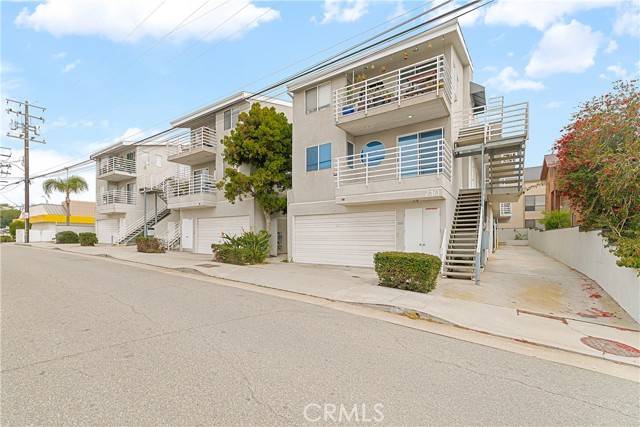Hermosa Beach, CA 90254,726 5th Street