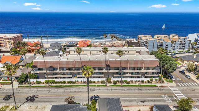 Redondo Beach, CA 90277,700 Esplanade #9