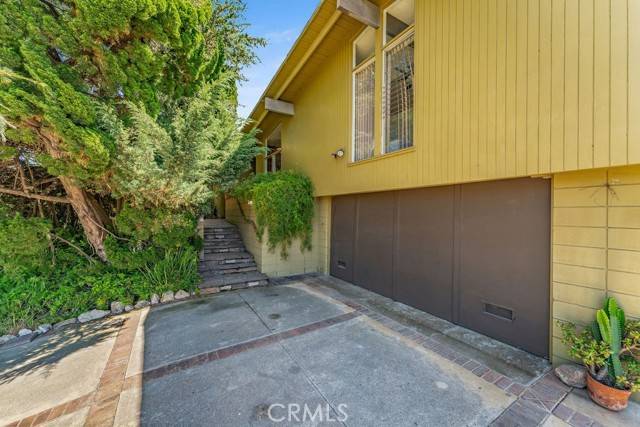 Rancho Palos Verdes, CA 90275,30211 Via Rivera
