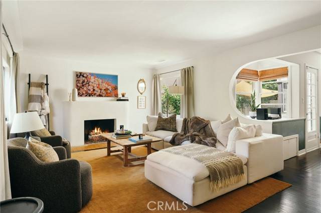 Los Angeles, CA 90034,2319 S Corning Street