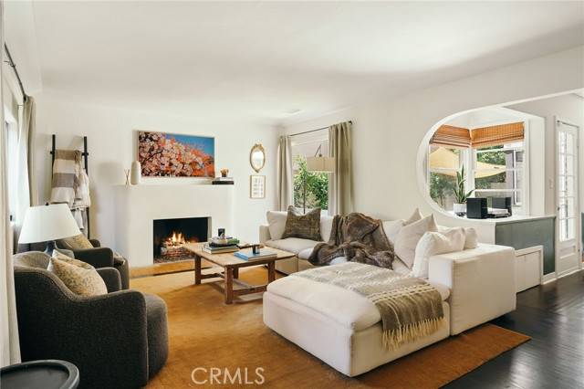Los Angeles, CA 90034,2319 S Corning Street