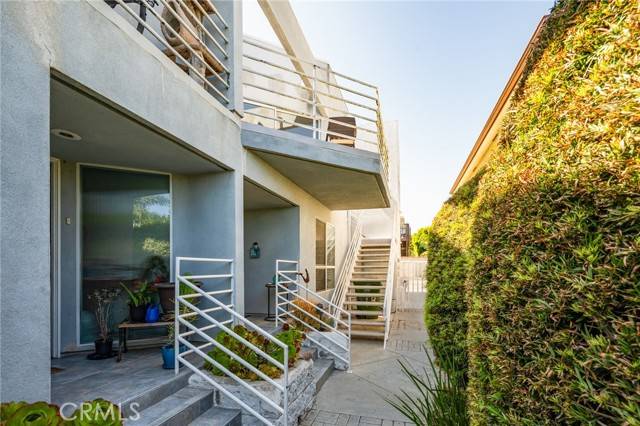 San Pedro, CA 90731,718 W 37th Street #4