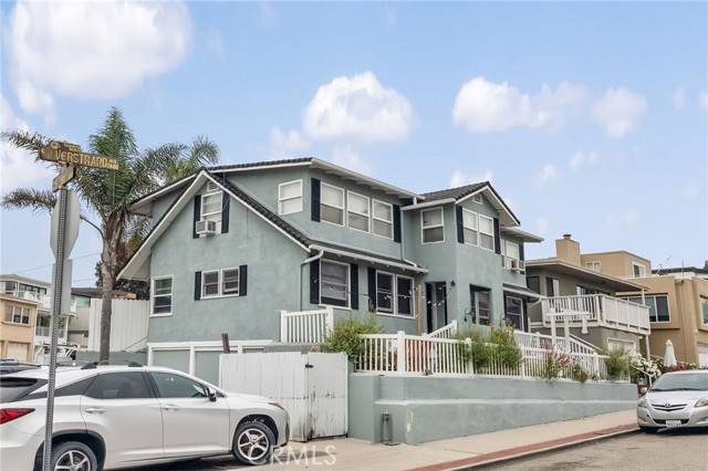 Hermosa Beach, CA 90254,2468 Silverstrand Avenue