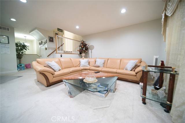 Inglewood, CA 90302,532 Venice Way #8