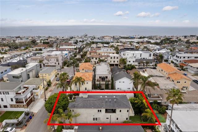 Manhattan Beach, CA 90266,721 12th Street