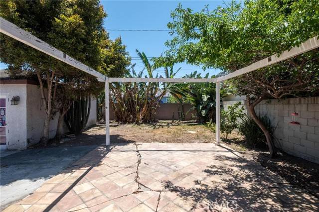 Lawndale, CA 90260,4024 W 166th Street