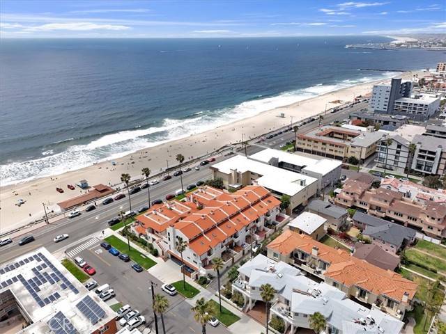 Redondo Beach, CA 90277,1110 Esplanade #6