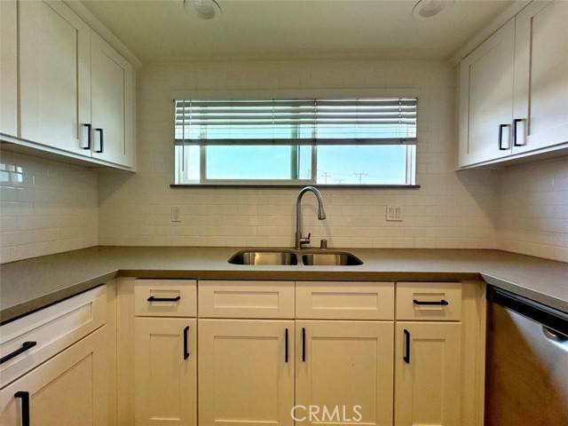 Torrance, CA 90504,4325 W 182nd Street #18