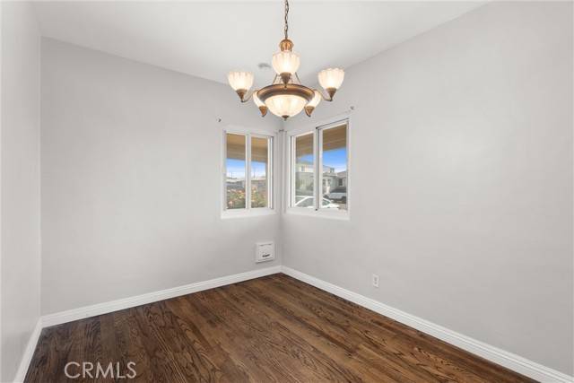 Los Angeles, CA 90047,10511 Ruthelen Street