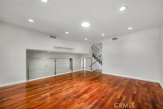 Torrance, CA 90504,2049 W 166th Street