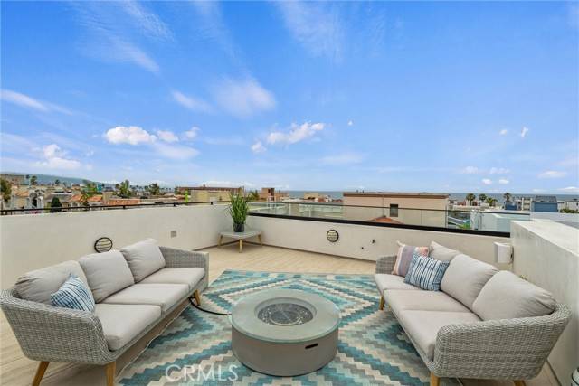 Hermosa Beach, CA 90254,222 2nd Street