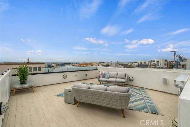 Hermosa Beach, CA 90254,222 2nd Street