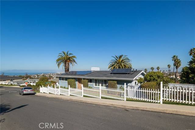 Redondo Beach, CA 90277,246 Via Los Miradores