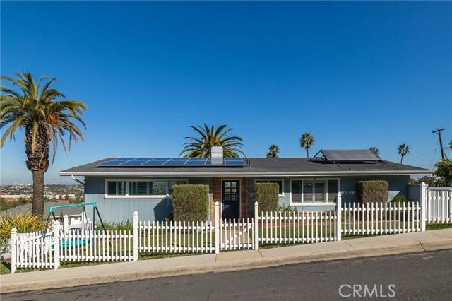 Redondo Beach, CA 90277,246 Via Los Miradores