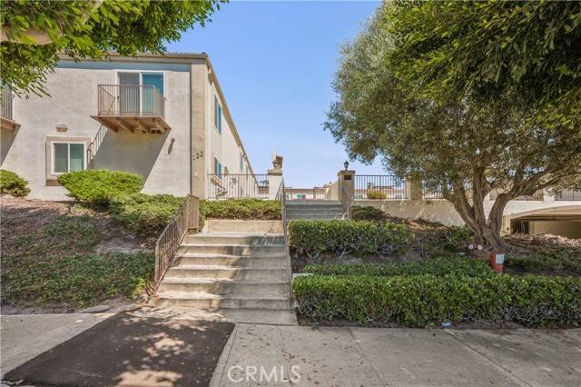 Redondo Beach, CA 90277,120 S Francisca Avenue #12