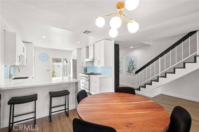 Redondo Beach, CA 90278,2310 Vanderbilt Lane #4