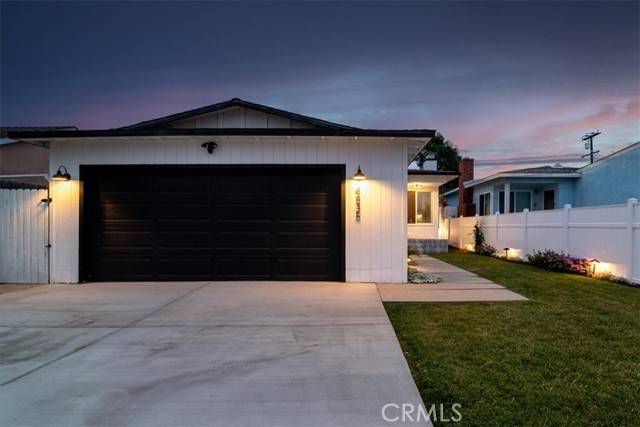 Hawthorne, CA 90250,4836 W 134th Place