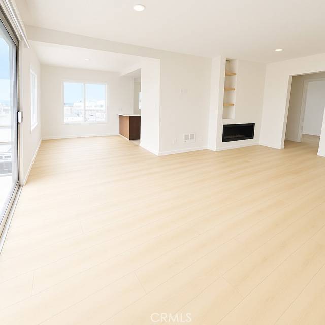 Hermosa Beach, CA 90254,2124 Hermosa Ave #6