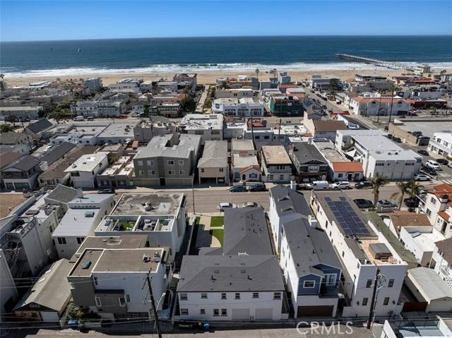 Hermosa Beach, CA 90254,908 Manhattan Avenue #B