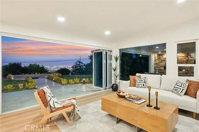 Rancho Palos Verdes, CA 90275,43 Rockinghorse Road