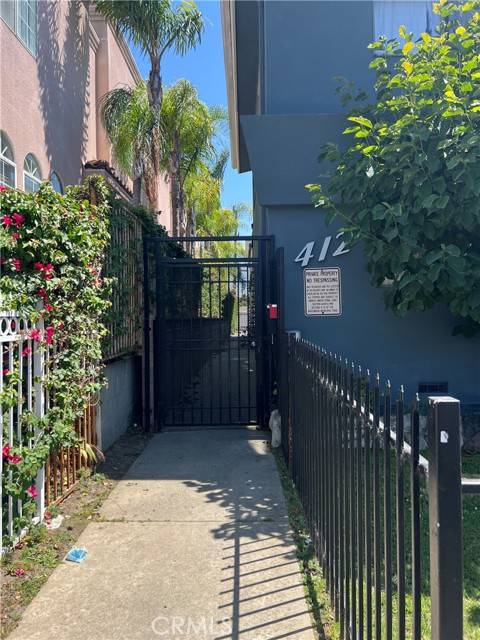Inglewood, CA 90301,412 W Queen Street