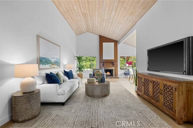 Rancho Palos Verdes, CA 90275,6808 Kings Harbor Drive