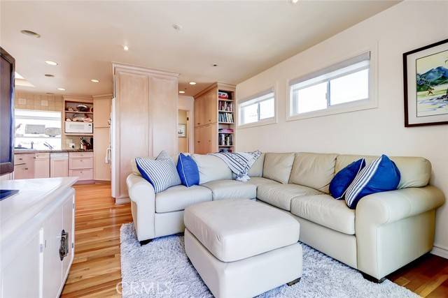 Manhattan Beach, CA 90266,309 3rd Street