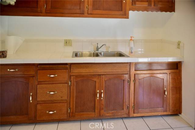Long Beach, CA 90805,172 Jaymills Avenue