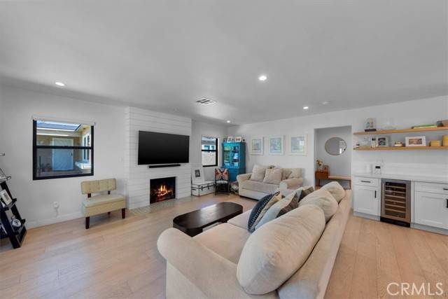 Los Angeles, CA 90035,1834 Stearns Drive