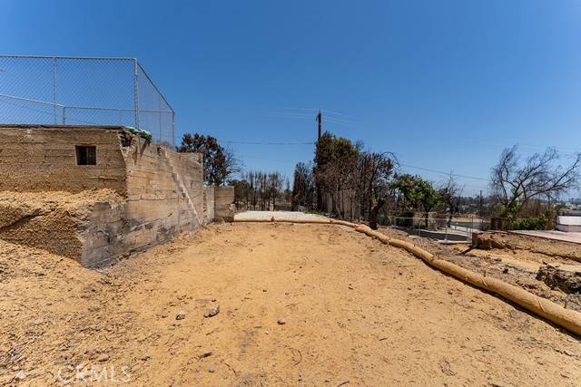 Pacific Palisades, CA 90272,15475 Albright Street