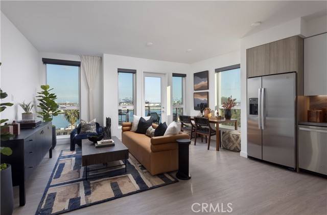 San Pedro, CA 90731,511 S Harbor #400