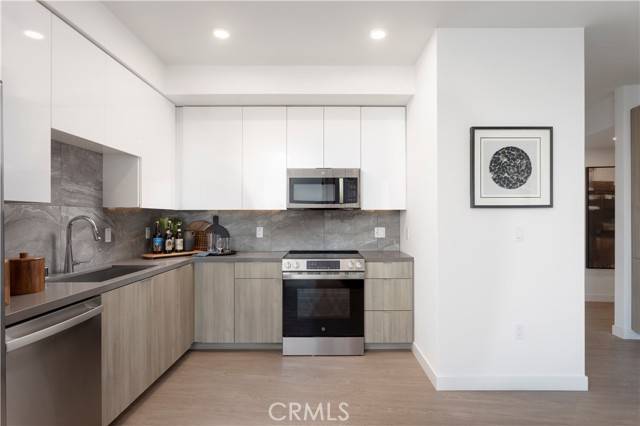 San Pedro, CA 90731,511 S Harbor #518