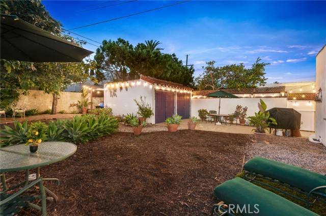 Los Angeles, CA 90034,2431 S Holt Avenue