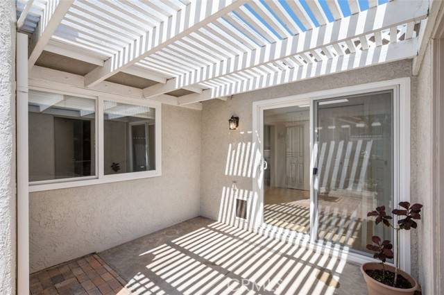 Laguna Woods, CA 92637,5520 Via La Mesa #A