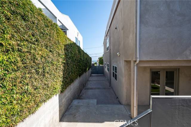 San Pedro, CA 90731,726 W 37th Street