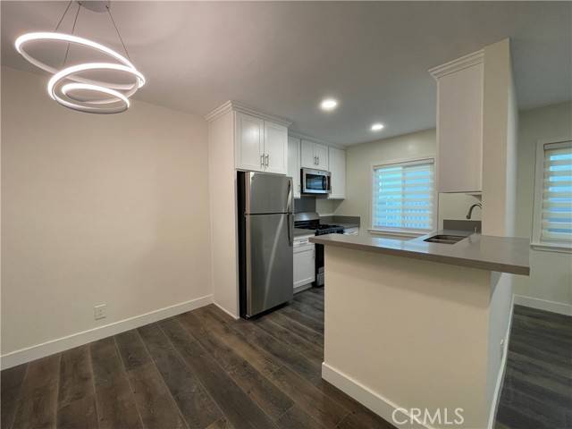 Los Angeles, CA 90034,1942 S Sherbourne Drive
