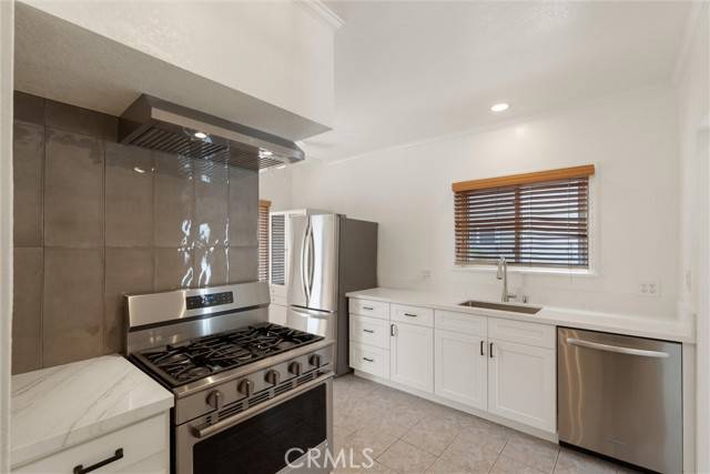 Hermosa Beach, CA 90254,1908 Loma Drive