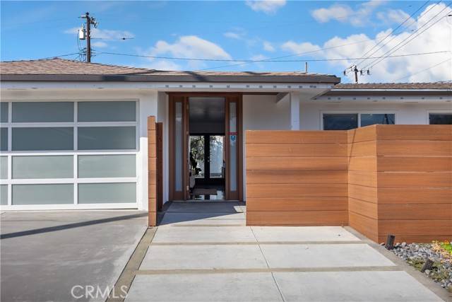 Costa Mesa, CA 92627,496 E 16th