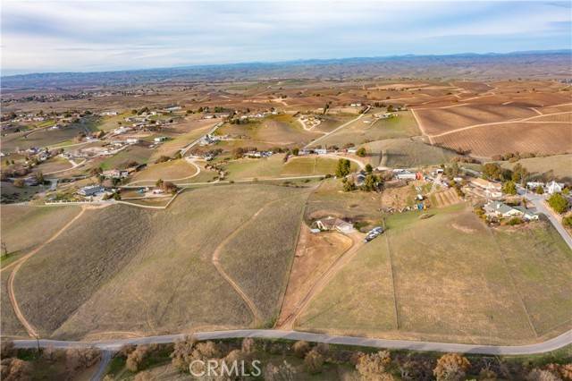 Paso Robles, CA 93446,5275 Morning Star Place