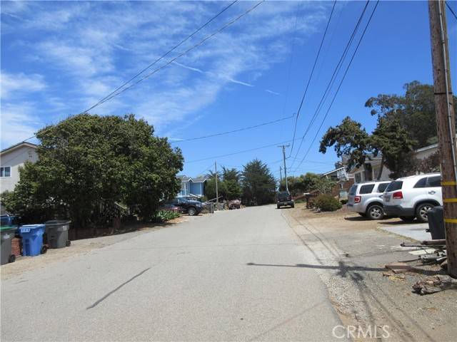 Los Osos, CA 93402,521 Binscarth