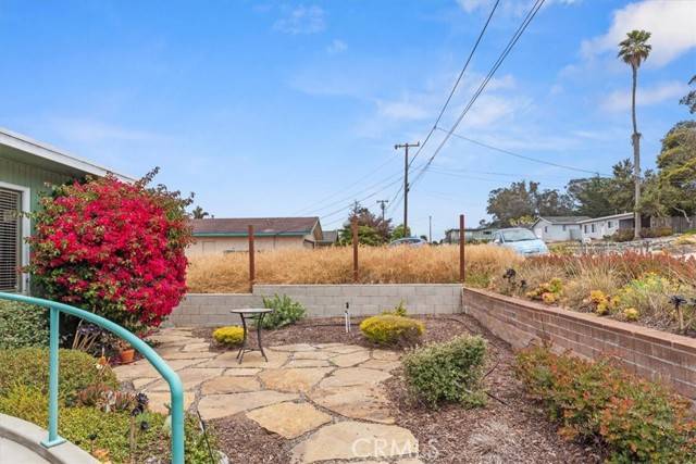 Los Osos, CA 93402,448 Highland Drive